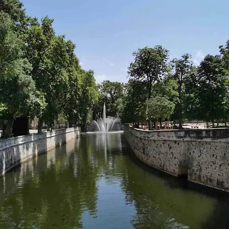 Centre Climatise 2 A 4pers Nimes