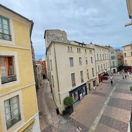 Centre Climatise 2 A 4pers * Nimes